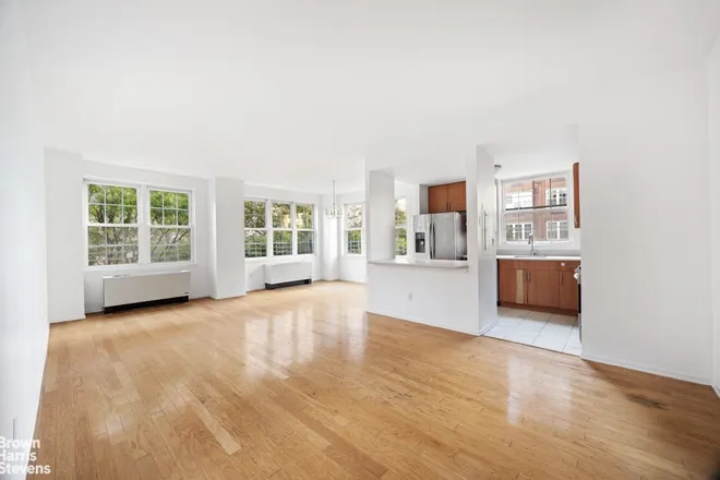 65 OCEANA Drive #3F, Brooklyn, NY 11235