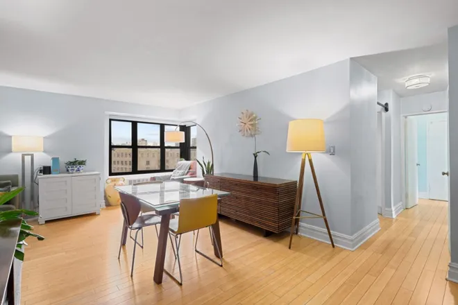 385 Grand Street #L1101, New York, NY 10002