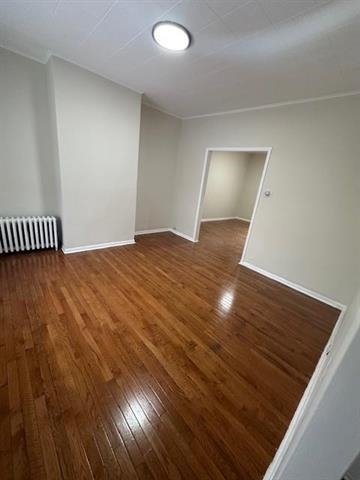 76 WEST 54th Street, Bayonne City, Bayonne, NJ 07002 - Property photo 2 of 11