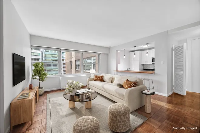 118 East 60th Street #14F, New York, NY 10022