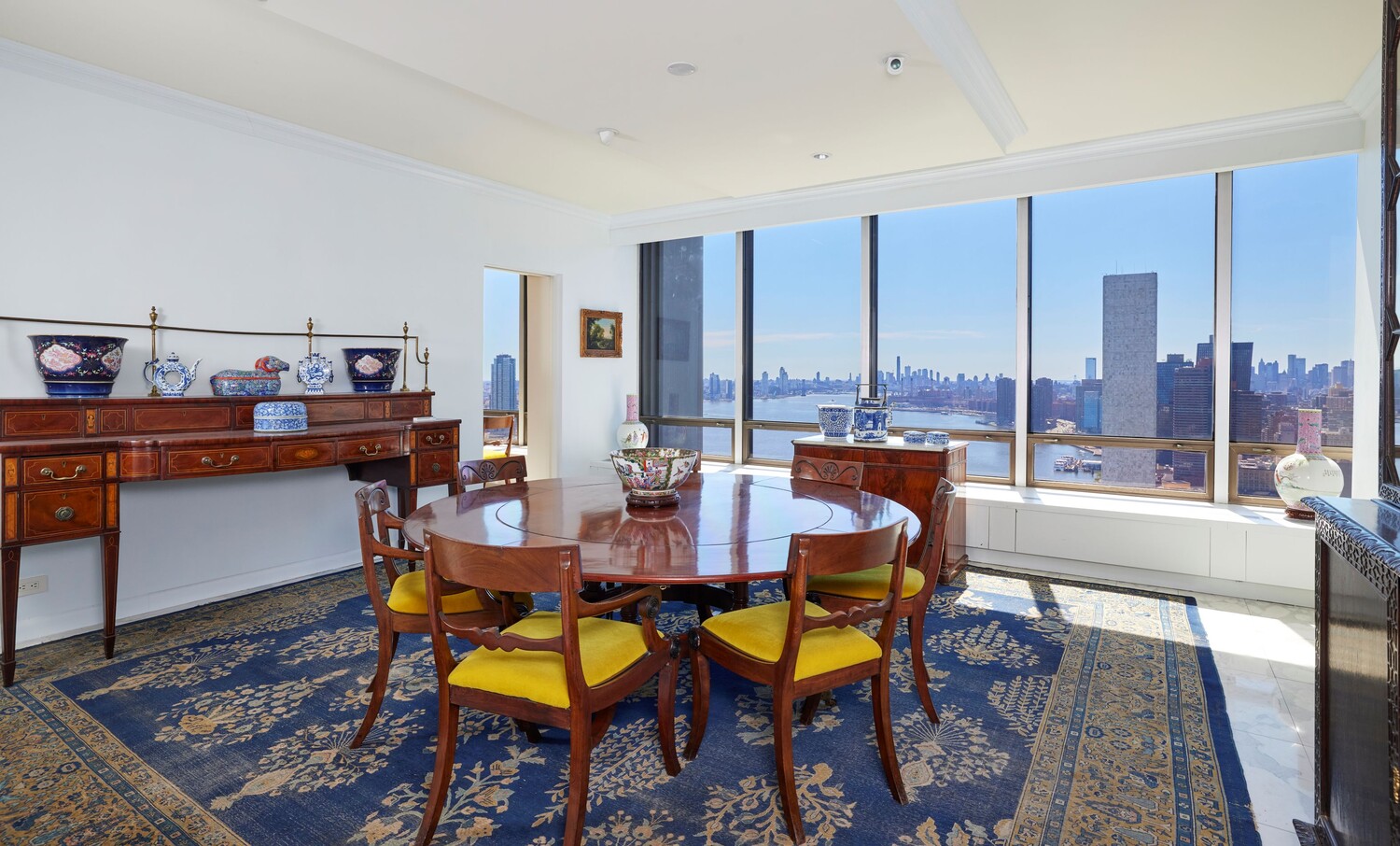 870 UNITED NATIONS Plaza #37/38A, Beekman, Manhattan, NY 10017 - Property photo 3 of 28