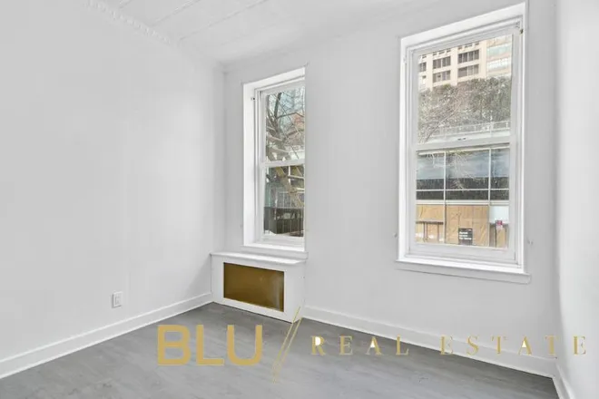 349 West Broadway #4, New York, NY 10013