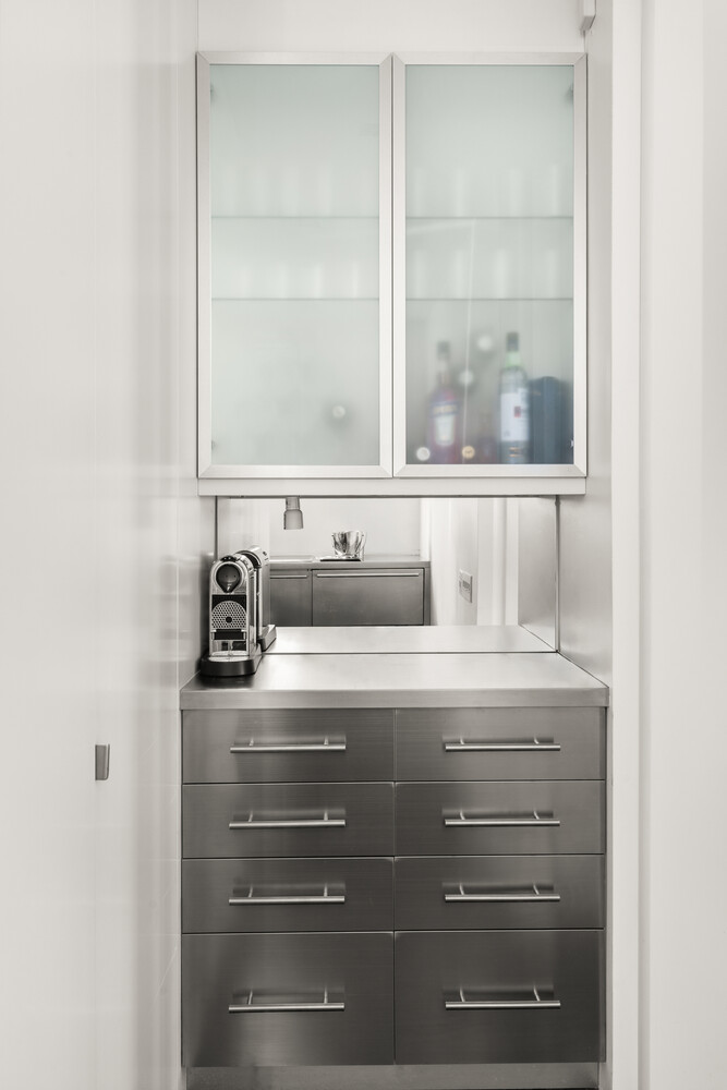 575 PARK Avenue #1109, Lenox Hill, Manhattan, NY 10065 - Property photo 2 of 9