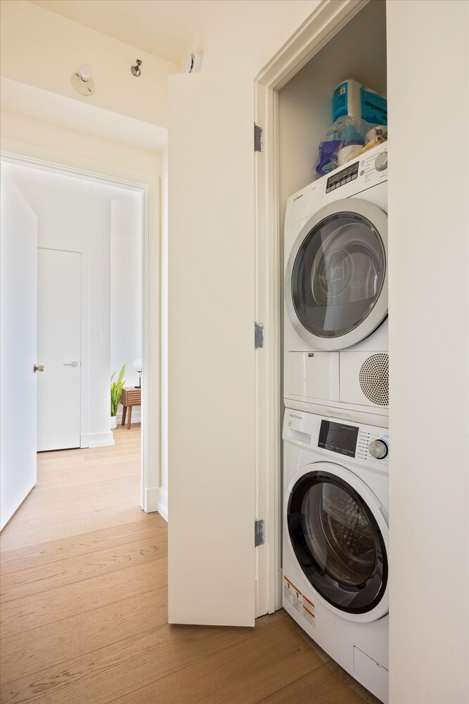 100 MASPETH Avenue #5H, East Williamsburg, Brooklyn, NY 11211 - Property photo 5 of 24