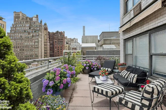 35 East 75th Street #11AB, New York, NY 10021