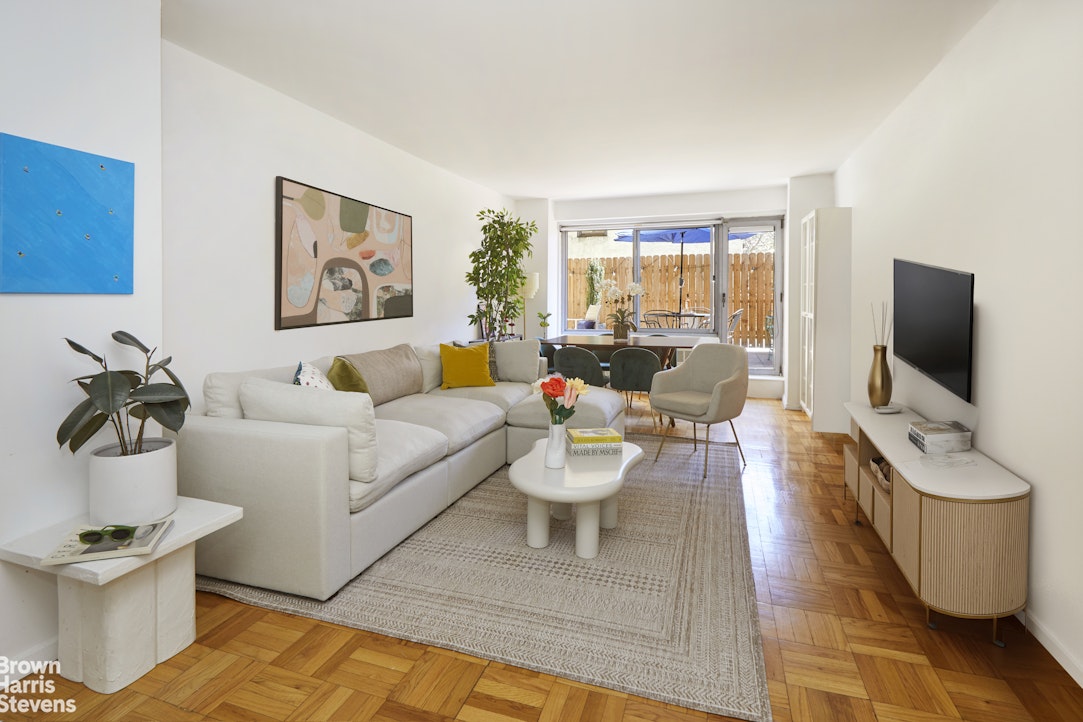 175 West 12th Street #2J, Greenwich Village, Manhattan, NY 10011 - Property photo 4 of 9