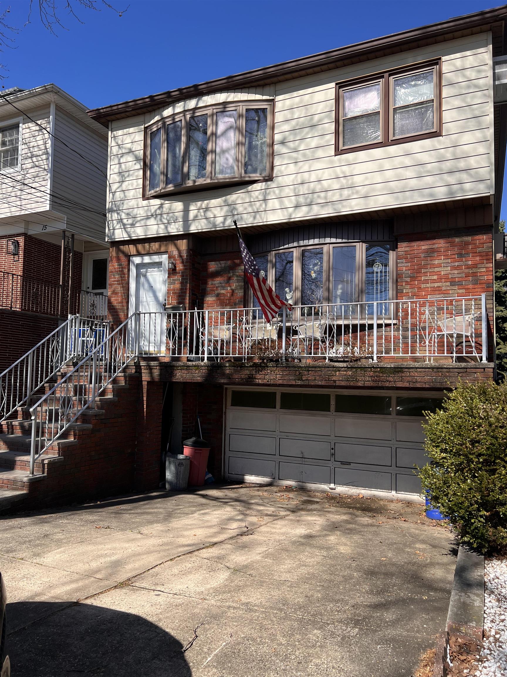 17 WEST Drive, Bayonne City, Bayonne, NJ 07002 - Property photo 2 of 25