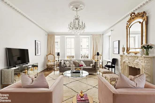 180 West 58th Street #5A, New York, NY 10019