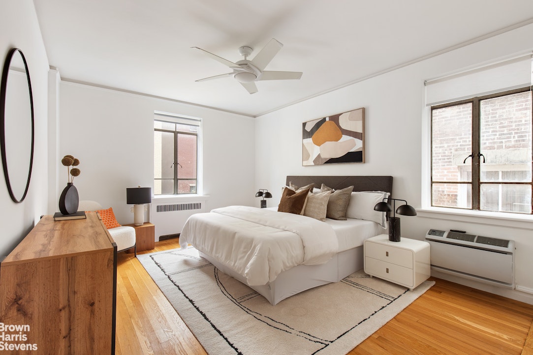 255 West 23rd Street #5EB, Chelsea, Manhattan, NY 10011 - Property photo 3 of 9