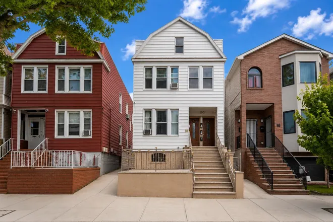 18 STEVENS Avenue, JC, Greenville, NJ 07305