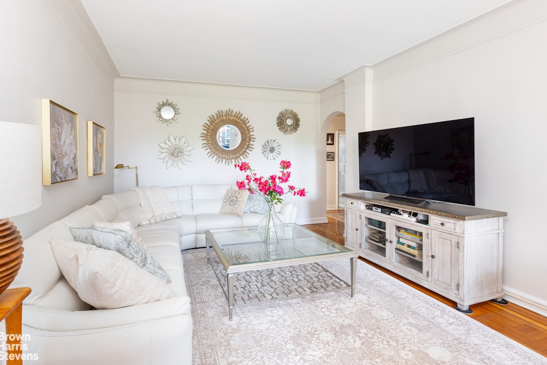 8701 SHORE Road #324, Fort Hamilton, Brooklyn, NY 11209 - Property photo 5 of 17