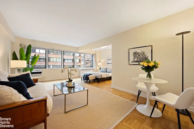 333 East 75th Street #8C, New York, NY 10021