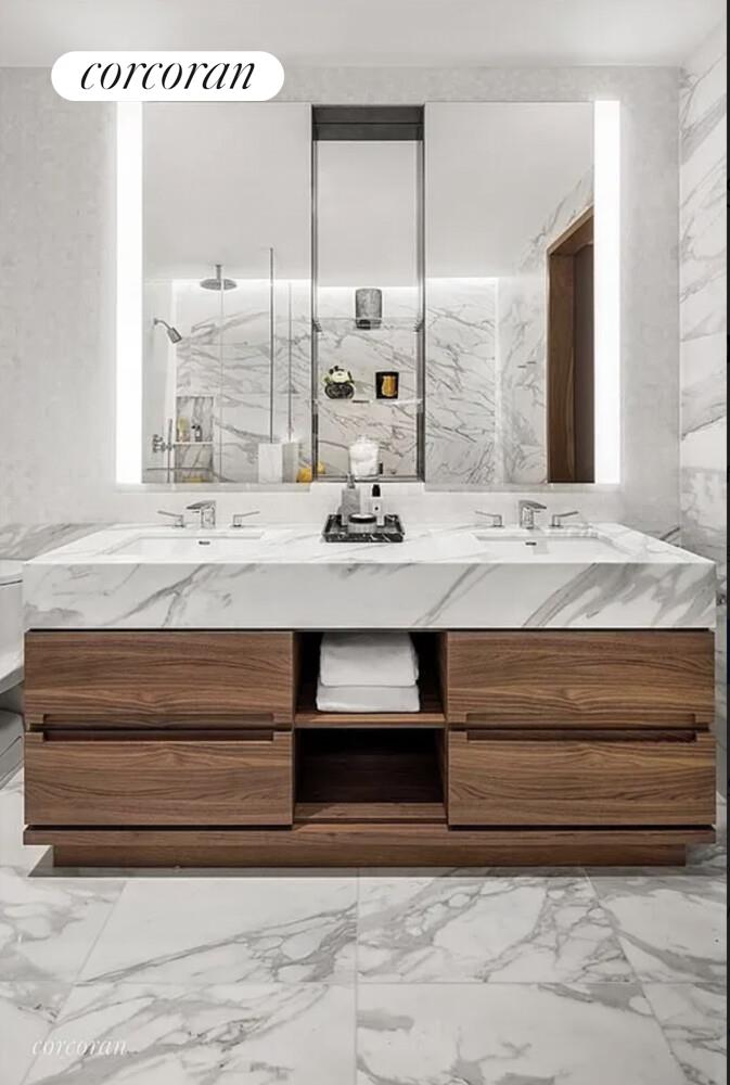 30 RIVERSIDE Boulevard #32E, Lincoln Square, Manhattan, NY 10069 - Property photo 3 of 22