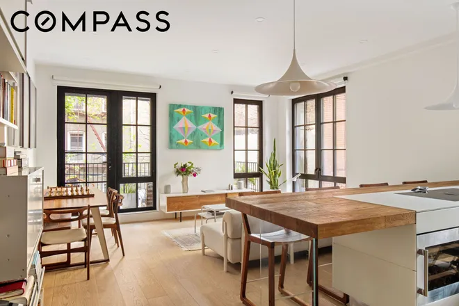 669 Saint Marks Avenue #2B, Brooklyn, NY 11216