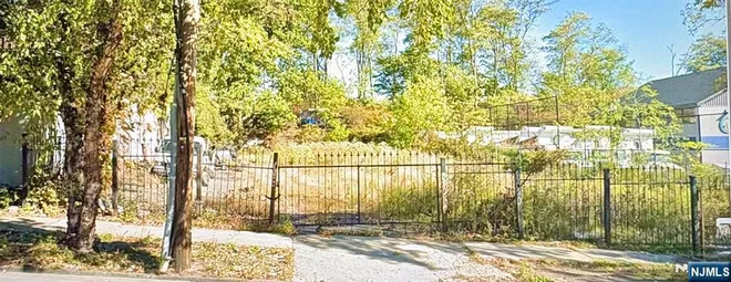 63-67 Verona, Newark, NJ 07104