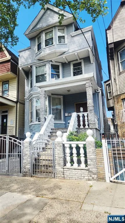 324 Clifton, Newark, NJ 07104