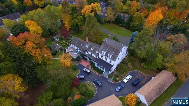 218 Paramus, Paramus, NJ 07652
