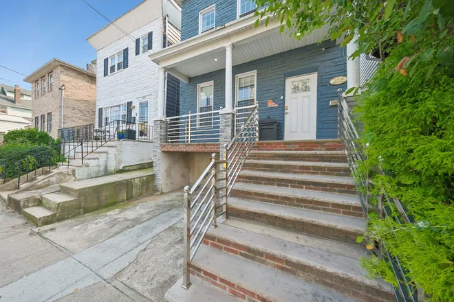 205 JEWETT Avenue, JC, Journal Square, NJ 07304