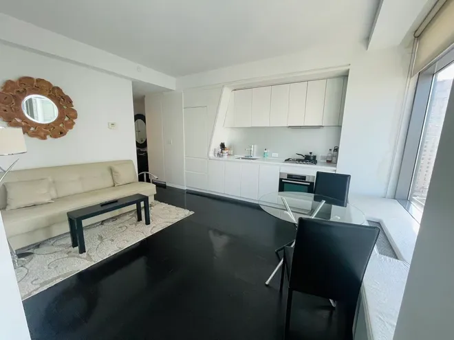 123 WASHINGTON Street #49H, New York, NY 10006
