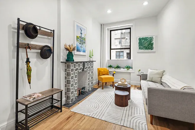 514 East 82nd Street #1W, New York, NY 10028