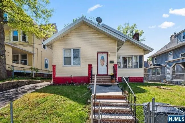 44 Scheerer, Newark, NJ 07112