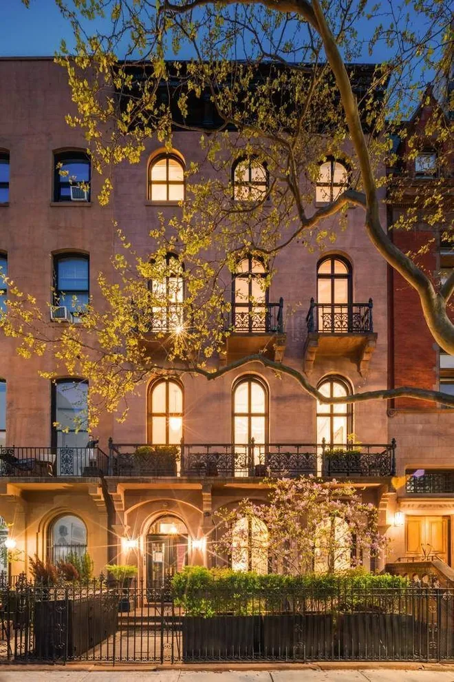 243 East 17th Street, New York, NY 10003