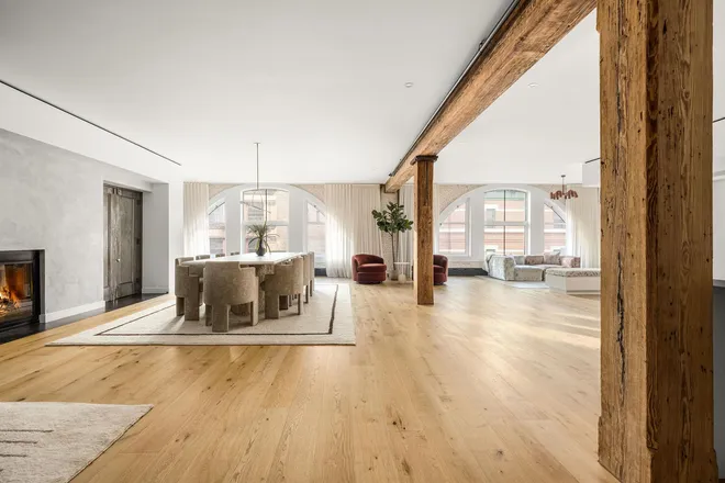 152 Franklin Street #6, New York, NY 10013