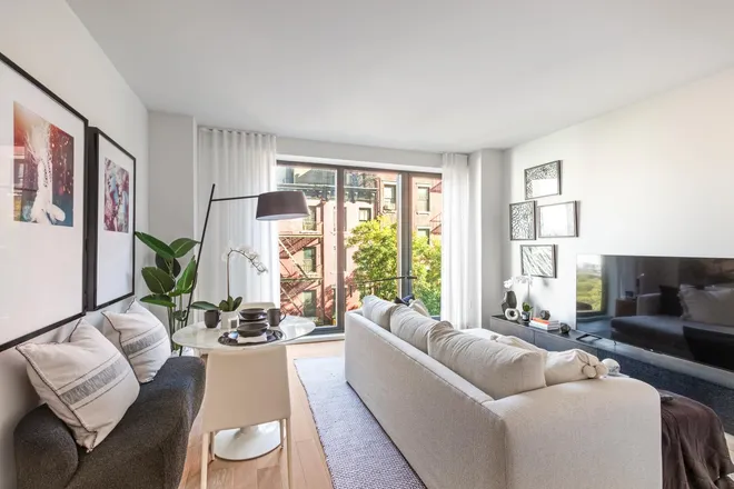 500 West 45th Street #603, New York, NY 10036