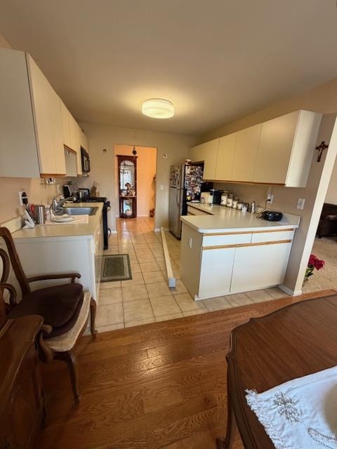 74 RIVERVIEW Court, Secaucus Town, Secaucus, NJ 07094 - Property photo 2 of 7