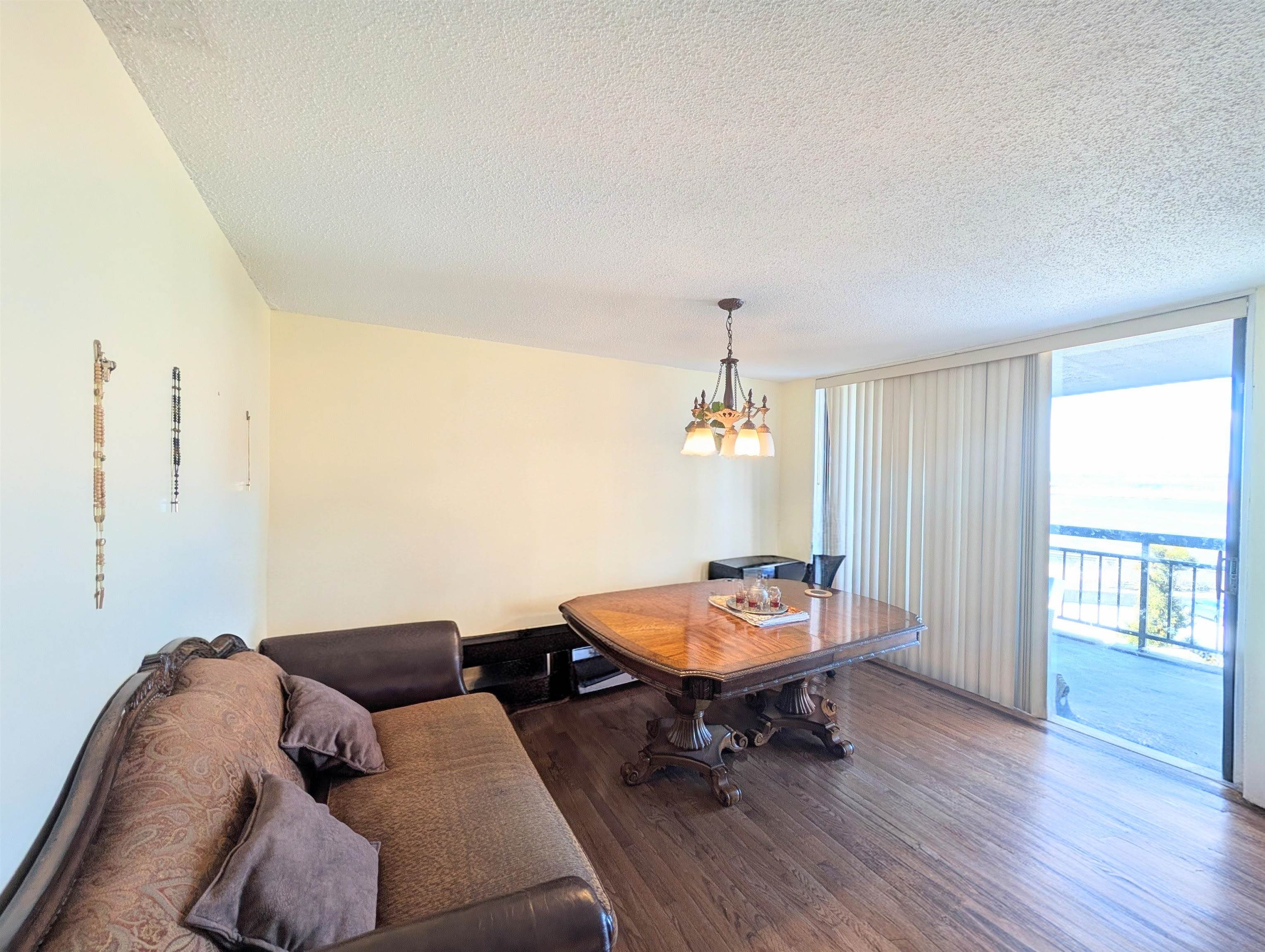 412 HARMON COVE TOWER, Secaucus Town, Secaucus, NJ 07094 - Property photo 4 of 40
