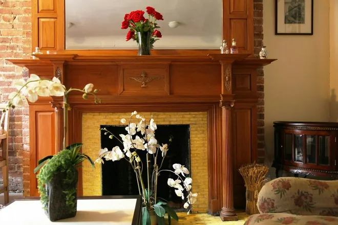 213 West 70th Street #HOUSE, New York, NY 10023