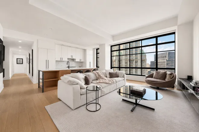 25 PARK Row #25C, New York, NY 10038