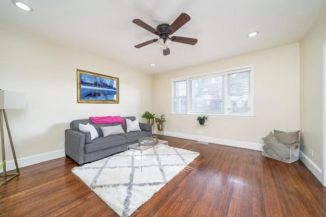 44 LEXINGTON Avenue, JC, Greenville, NJ 07304