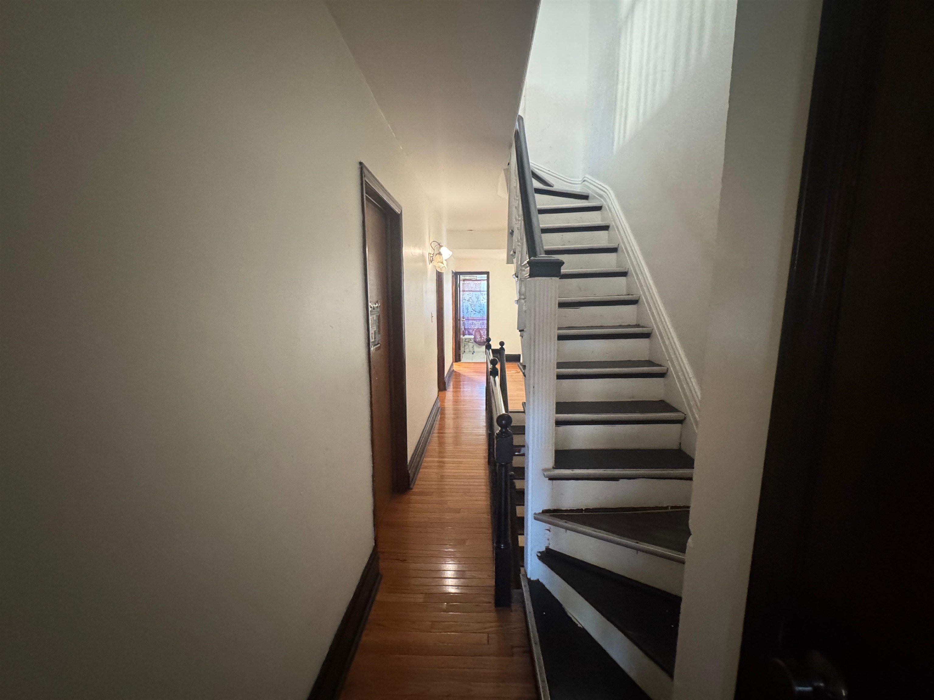 68 DANFORTH Avenue, Jersey City, JC Greenville, NJ 07304 - Property photo 3 of 24