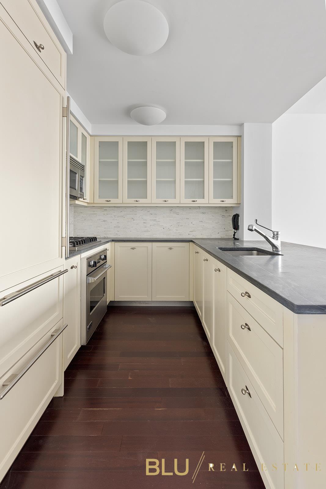 80 Riverside Boulevard #15-K, Lincoln Square, Manhattan, NY 10069 - Property photo 5 of 9