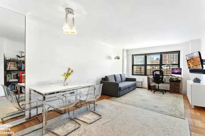 240 East 76th Street #6S, New York, NY 10021