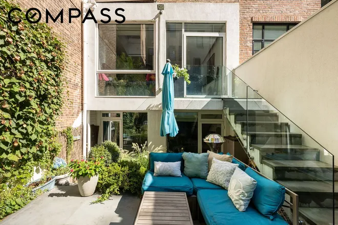 10 East 95th Street #Garden Triplex, New York, NY 10128