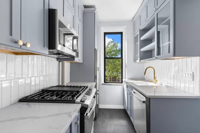 2 GRACE Court #1S, Brooklyn, NY 11201