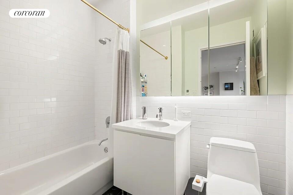 189 SCHERMERHORN Street #5P, Downtown Brooklyn, Brooklyn, NY 11201 - Property photo 2 of 14