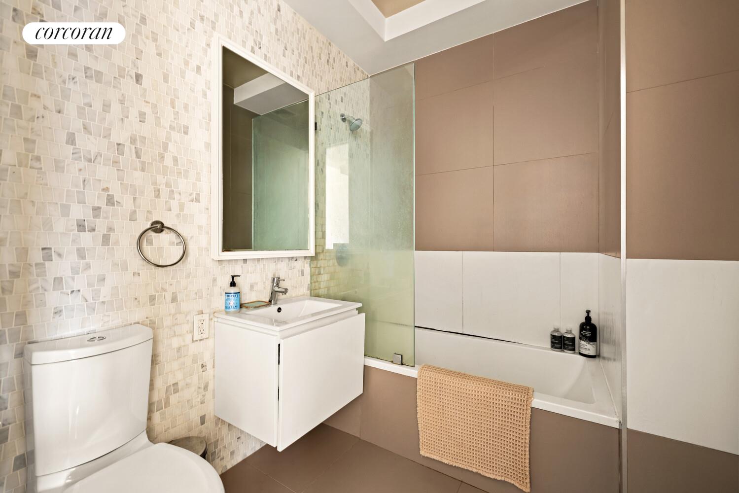 42 MASPETH Avenue #4E, East Williamsburg, Brooklyn, NY 11211 - Property photo 5 of 12