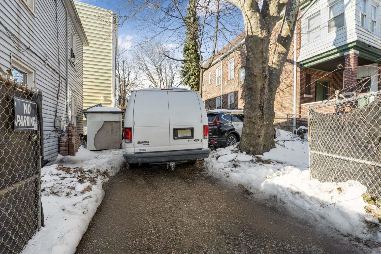70 WARNER Avenue, Jersey City, JC Greenville, NJ 07305 - Property photo 2 of 27