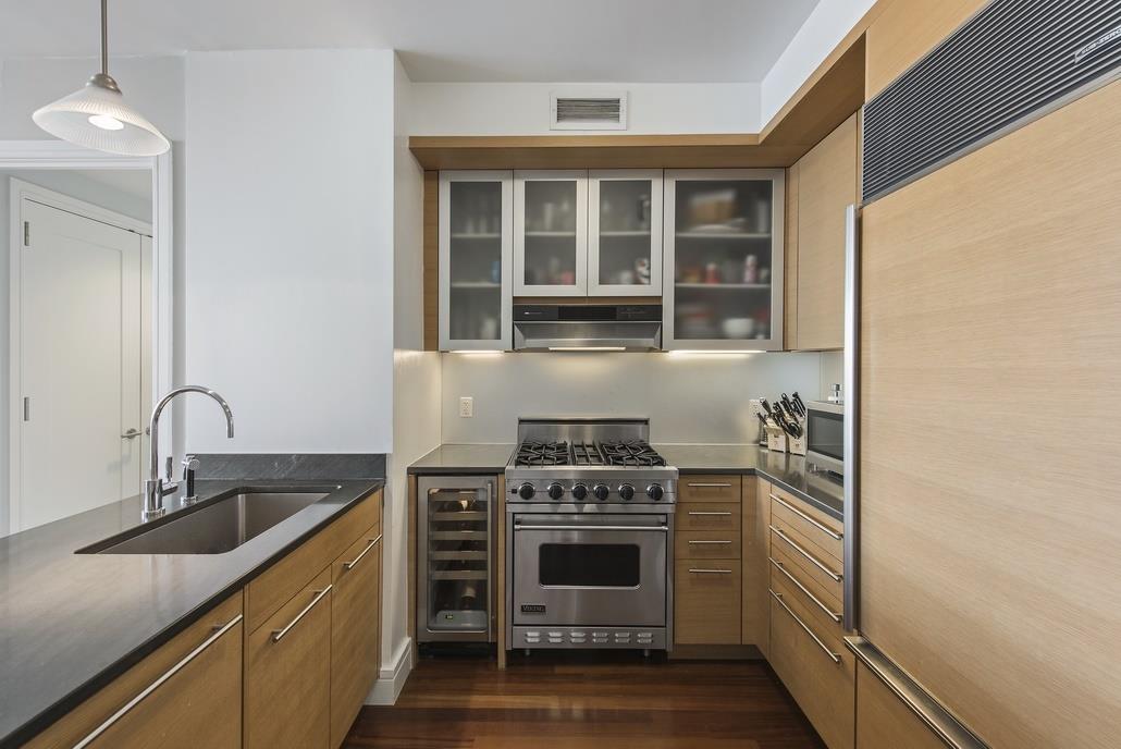 30 West Street #31-G, Battery Park City, Manhattan, NY 10004 - Property photo 4 of 13