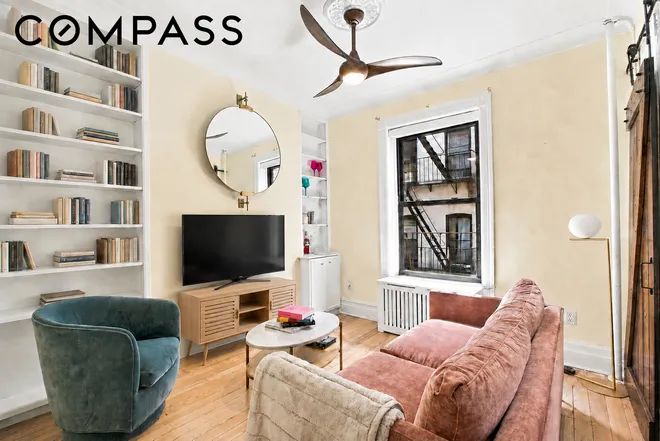82 Charles Street #4R, New York, NY 10014