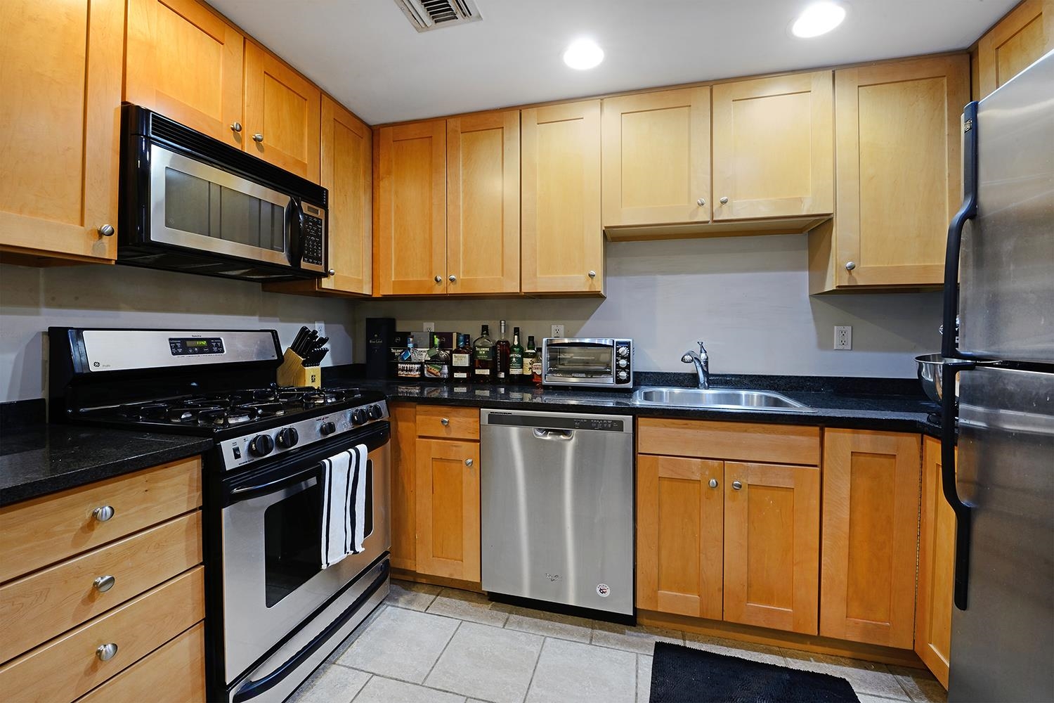 920 JEFFERSON Street, Hoboken City, Hoboken, NJ 07030 - Property photo 3 of 6