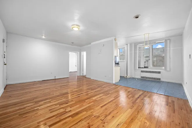 67-30 Clyde Street #6G, Forest Hills, NY 11375