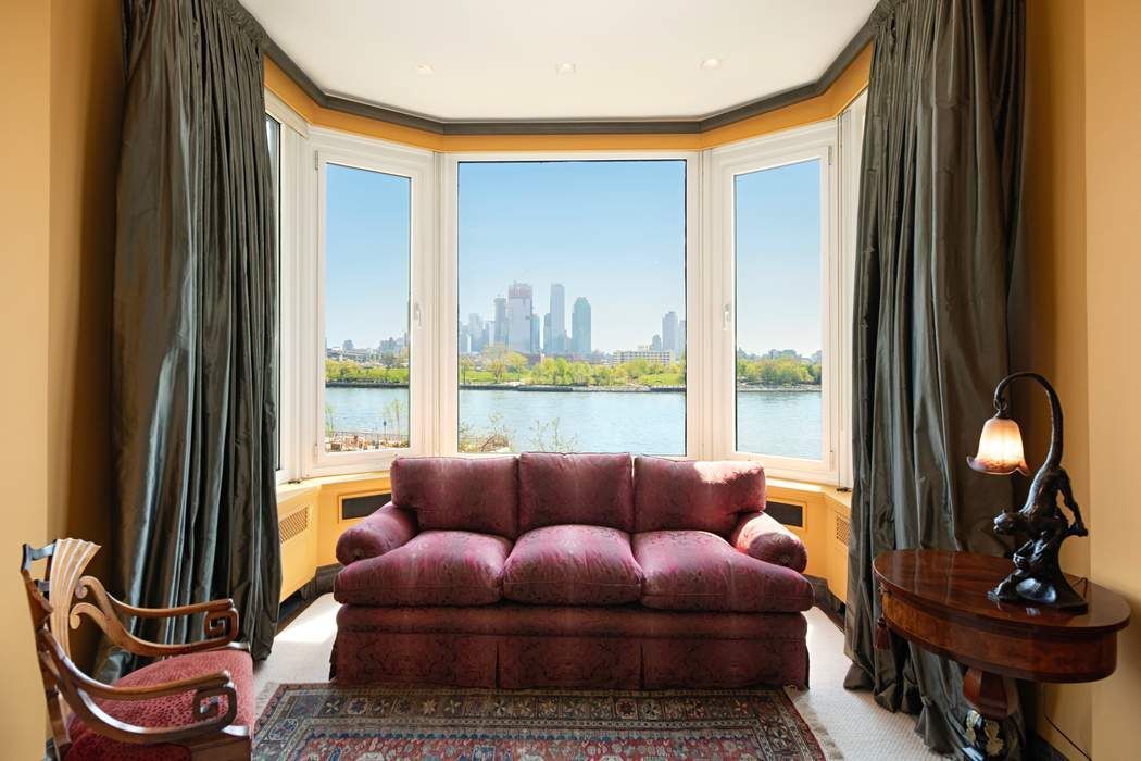 435 East 52nd Street #2/3F, Beekman, Manhattan, NY 10022 - Property photo 4 of 43