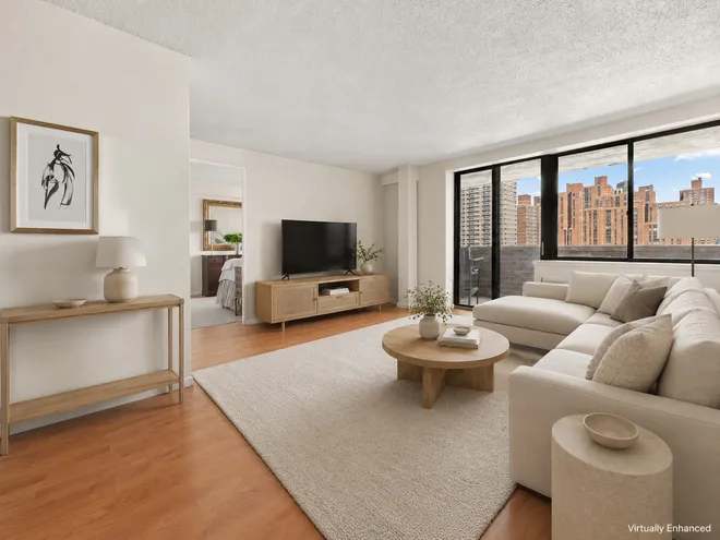 233 East 86th Street #20B, New York, NY 10028