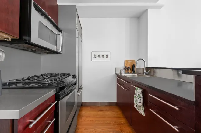 150 Nassau Street #4I, New York, NY 10038