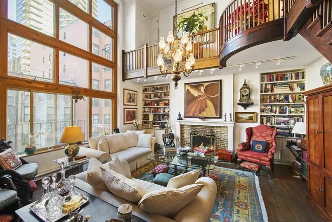 165 East 60th Street #5-A, New York, NY 10022