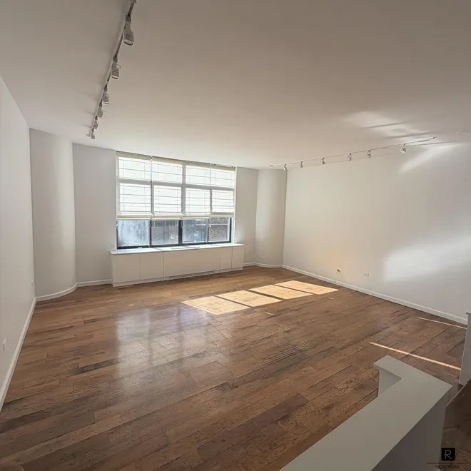525 East 80th Street #7-D, New York, NY 10075